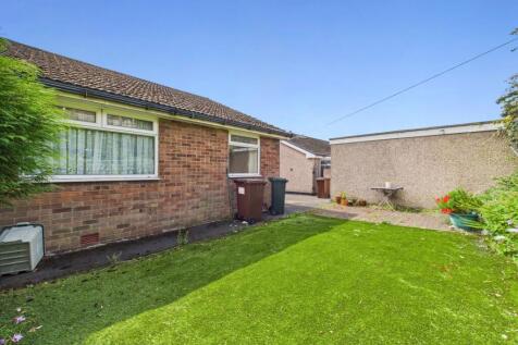 Bungalow at the Rear