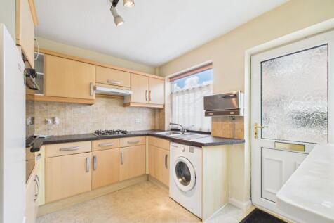 Kitchen with Oven Hob and Grill