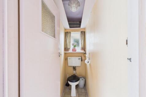 CAM02093G0-PR0047-STILL009