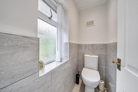 WC - 104 OLD MEADOW LANE - EweMove Sale