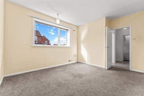 Bedroom 1 - 5 Swithin Road - EweMove Sale