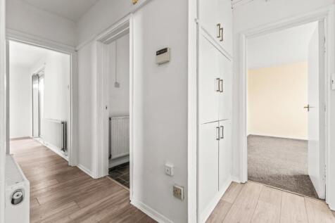 5 Swithin Road - EweMove Sale