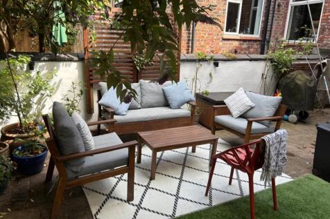 Courtyard Garden