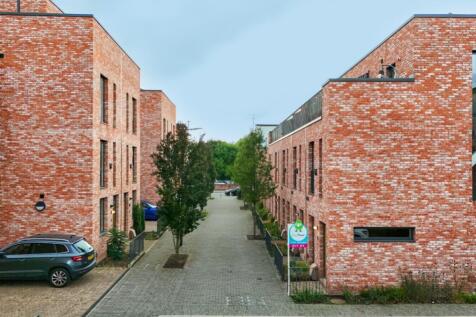 Street scene drone image - EweMove