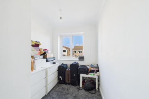 CAM02093G0-PR0058-STILL005