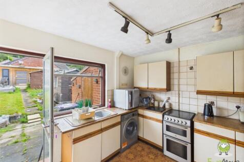 CAM02463G0-PR0077-STILL004