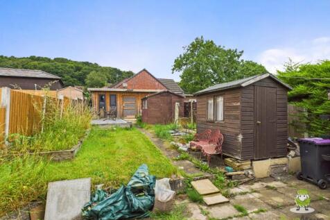 CAM02463G0-PR0077-STILL006