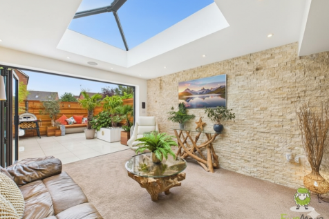 summer room EmilyDimelowEwemoveWhitchurchandNantwi