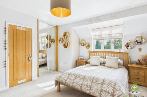 Master Bedroom. EmilyDimelowEwemoveWhitchurchandNa