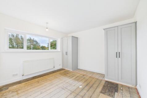 CAM02386G0-PR0146-STILL026 - Copy