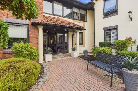 External - Mere Court - EweMove Estate Agents