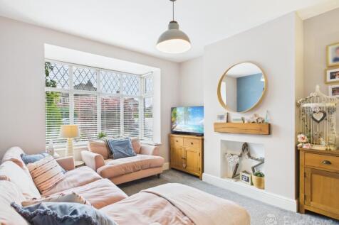 CAM04077G0-PR0056-STILL001