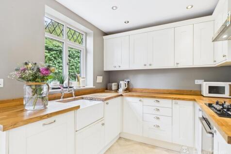 CAM04077G0-PR0056-STILL011