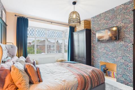 CAM04077G0-PR0056-STILL021