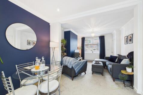 CAM05477G0-PR0012-STILL007