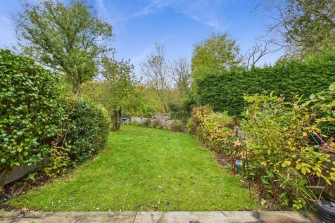 CAM05477G0-PR0012-STILL016