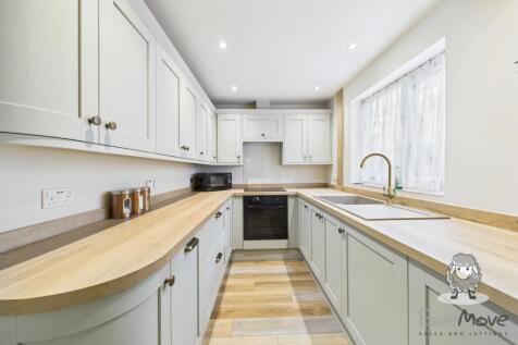 EweMove - Sutton Park Drive - 6