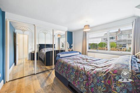 EweMove - Sutton Park Drive - 10