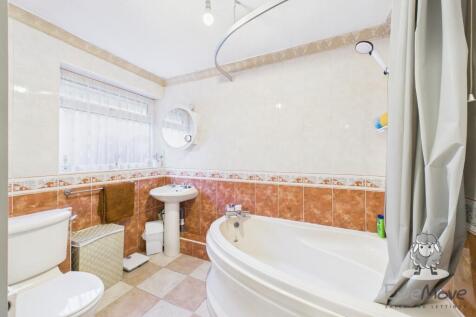 EweMove - Sutton Park Drive - 12