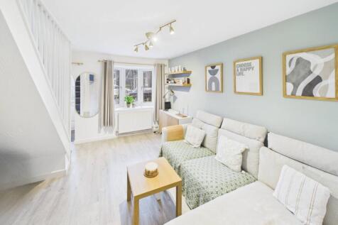 CAM02093G0-PR0062-STILL003