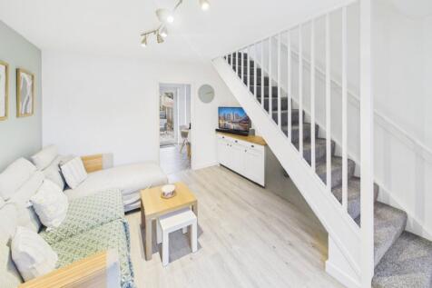 CAM02093G0-PR0062-STILL002