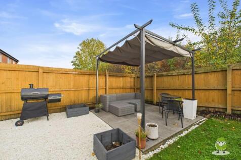 Garden EmilyDimelowEwemoveWhitchurchandNantwich