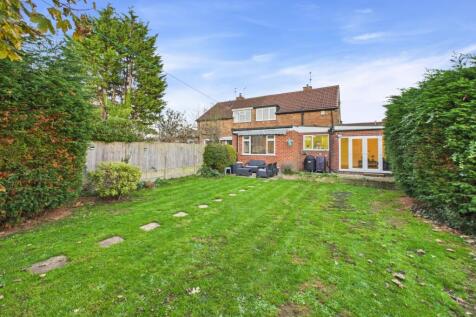 CAM02386G0-PR0152-STILL024