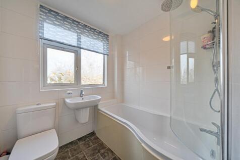 1382487-12-6926e1aebb7c8-ARW-1