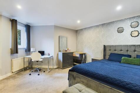 Main bedroom
