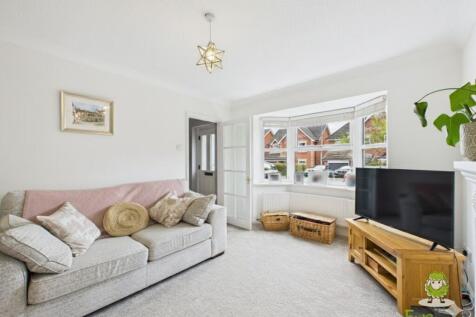 CAM02463G0-PR0086-STILL003a