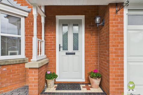 CAM02463G0-PR0086-STILL027