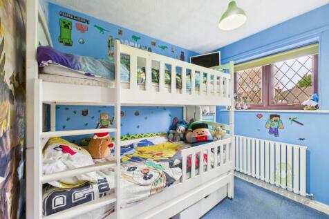 CAM05477G0-PR0017-STILL019