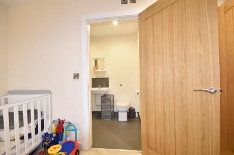 Bedroom 1b