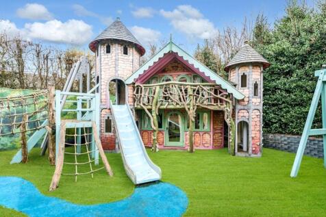 Bespoke Castle Playhouse 