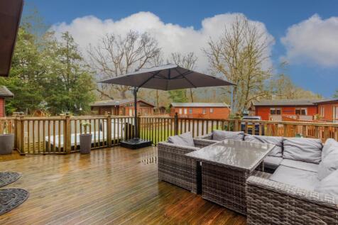 Large Outdoor Decking Area