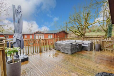 Large Outdoor Decking Area