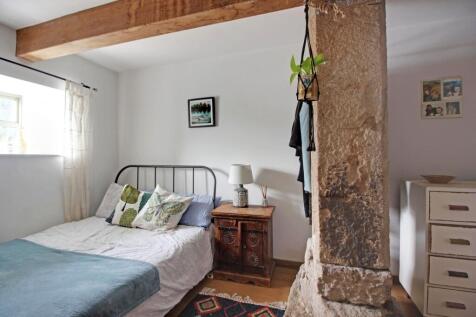 Bedroom 2 - double