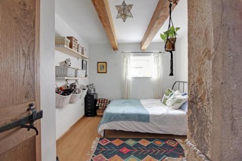 Bedroom 2 - double
