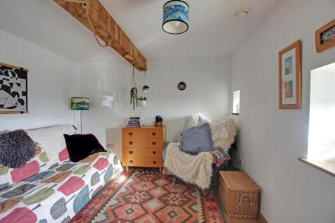 Bedroom 3 - double