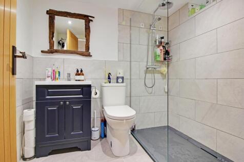 Annex Shower Room