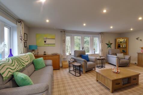 Lounge 1