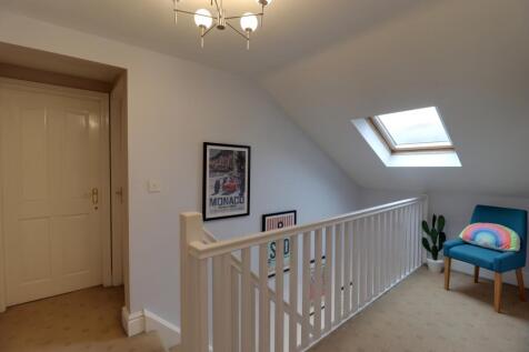 Top floor landing