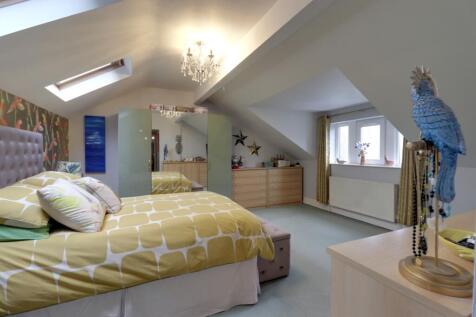 Principle bedroom 1