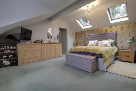 Principle bedroom 2