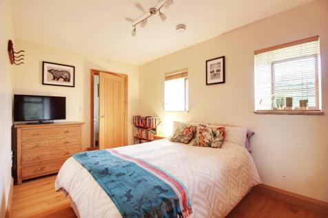 Bedroom 5 - Ground Floor