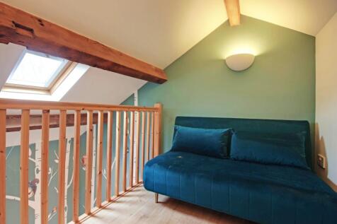 Mezzanine above Bedroom 3