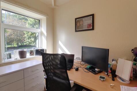 Single bedroom Home office