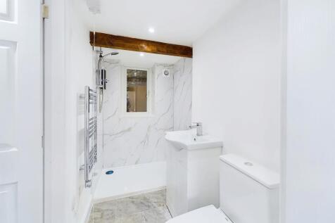 Jack and Jill Ensuite