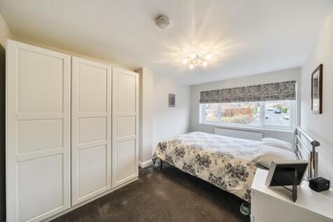Double bedroom 1