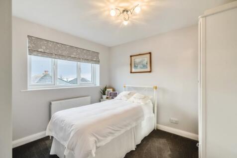 Double bedroom 2